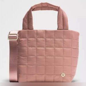 Lululemon 5L Quilted Grid Small Tote Bag in Spiced Chai